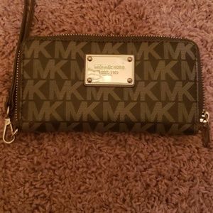MK wallet